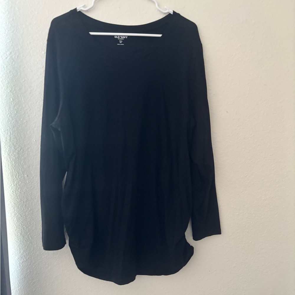 Old Navy Black Fitted Maternity Top XXL